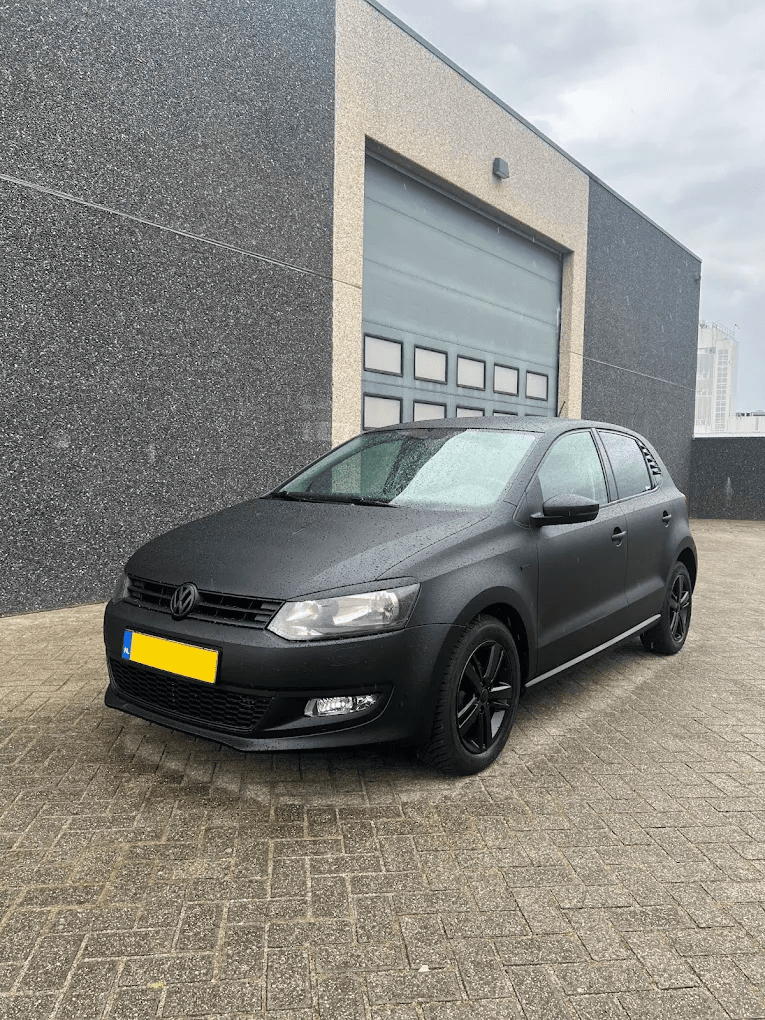 Witte Mercedes na car coating behandeling door De Dipper